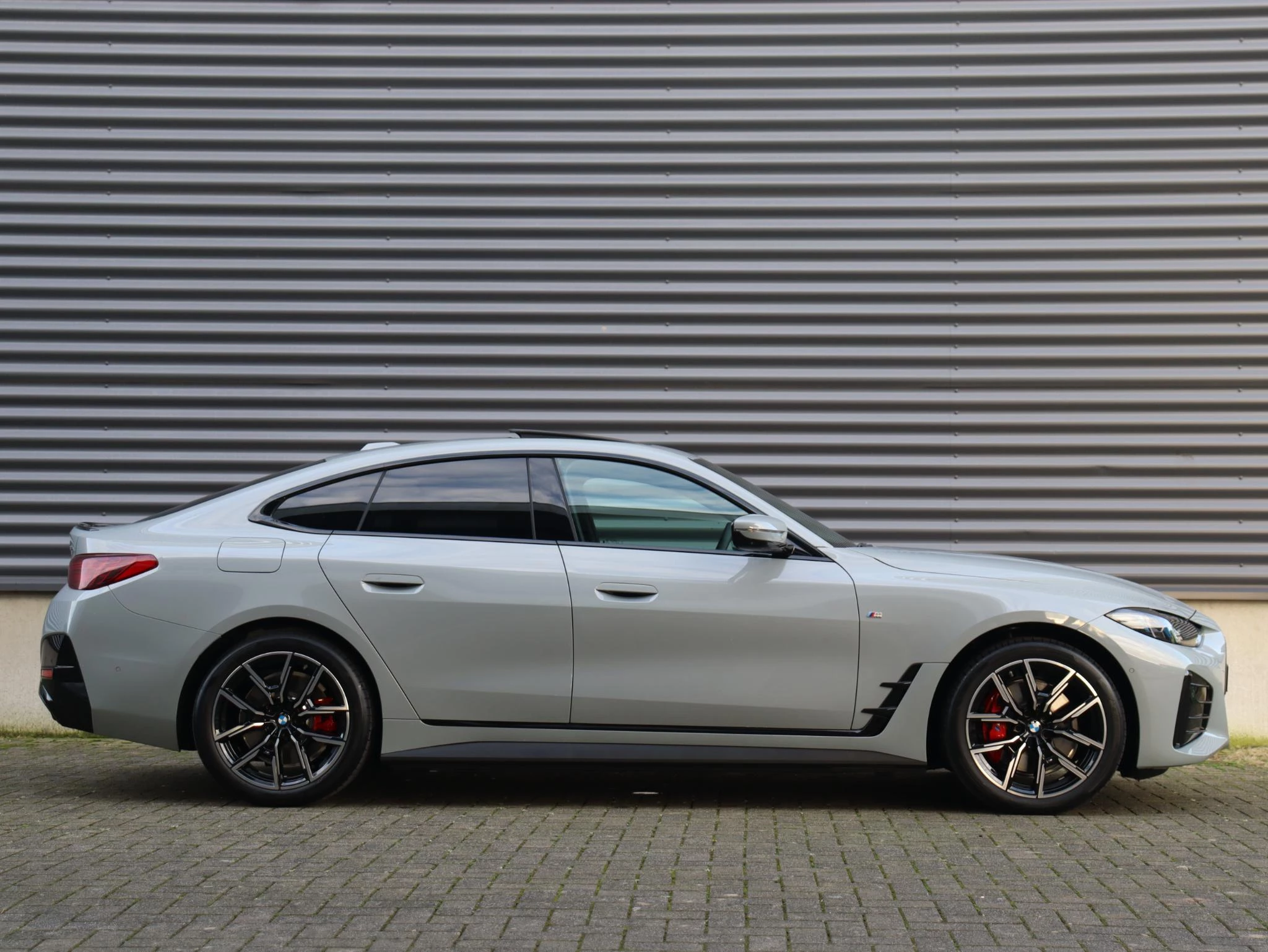 Hoofdafbeelding BMW i4