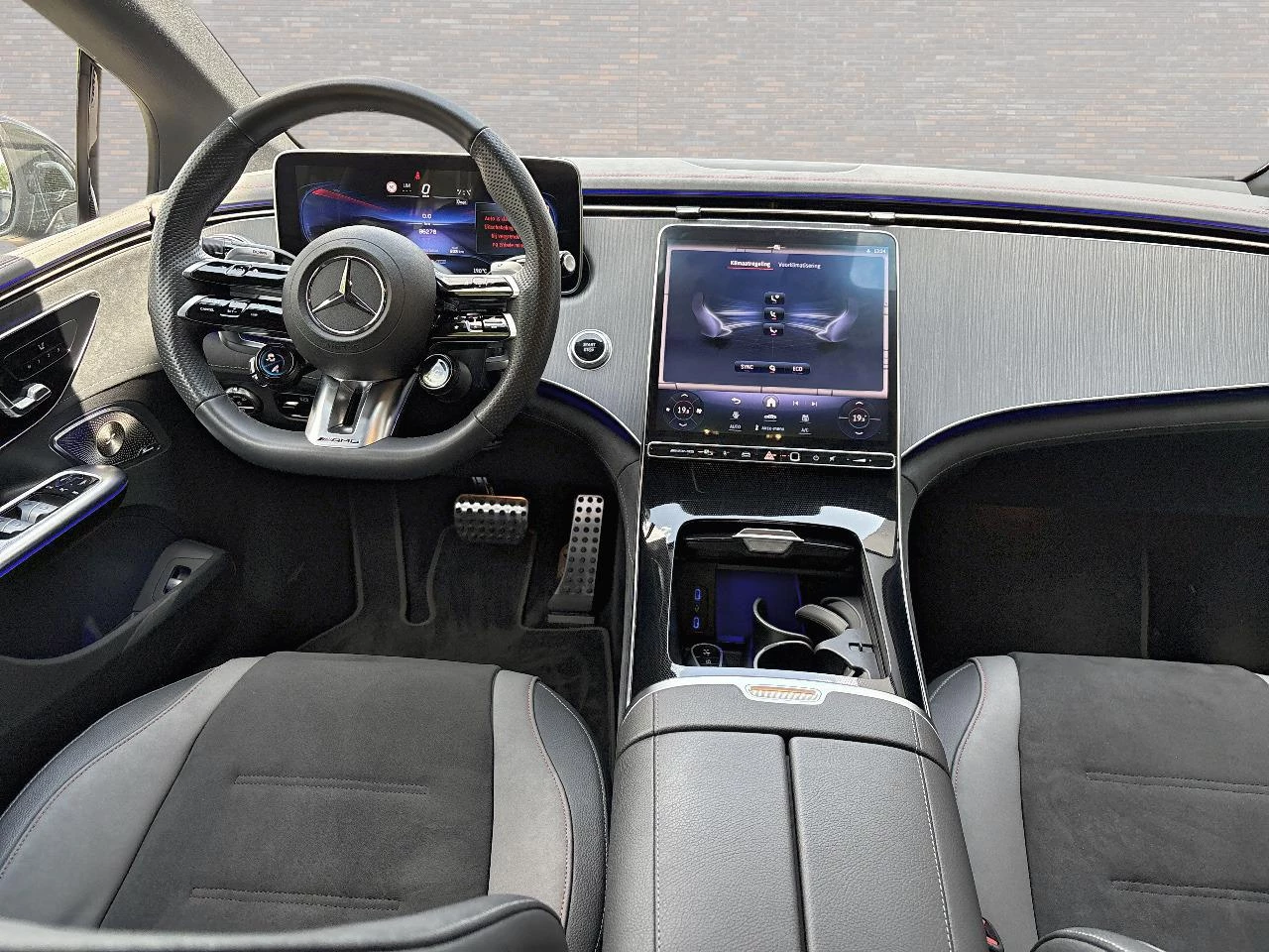 Hoofdafbeelding Mercedes-Benz EQE