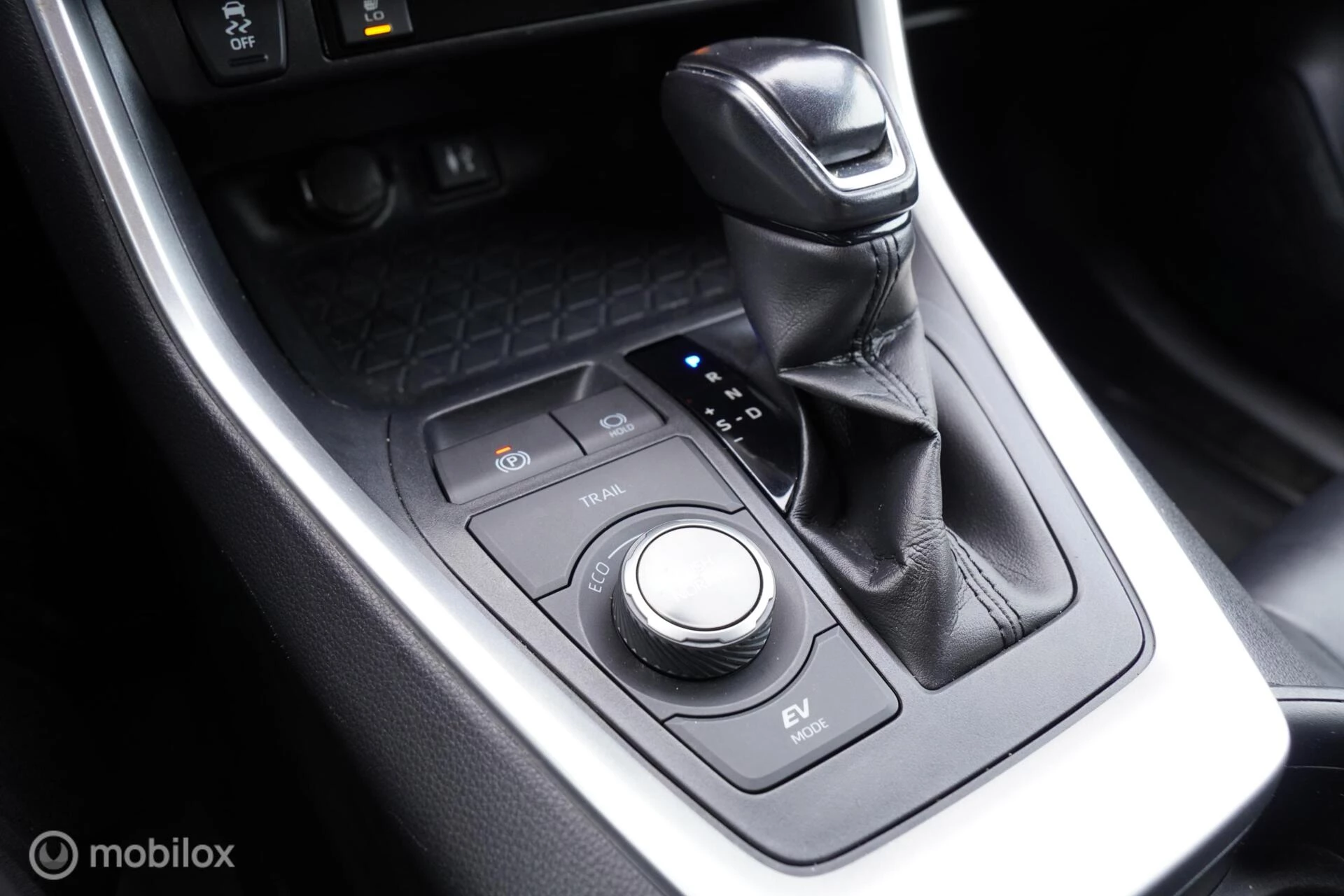 Hoofdafbeelding Toyota RAV4