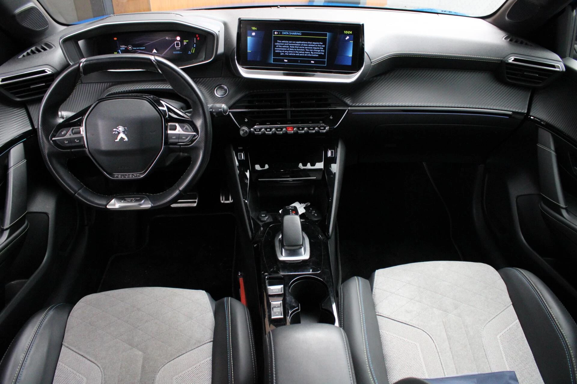 Hoofdafbeelding Peugeot e-208