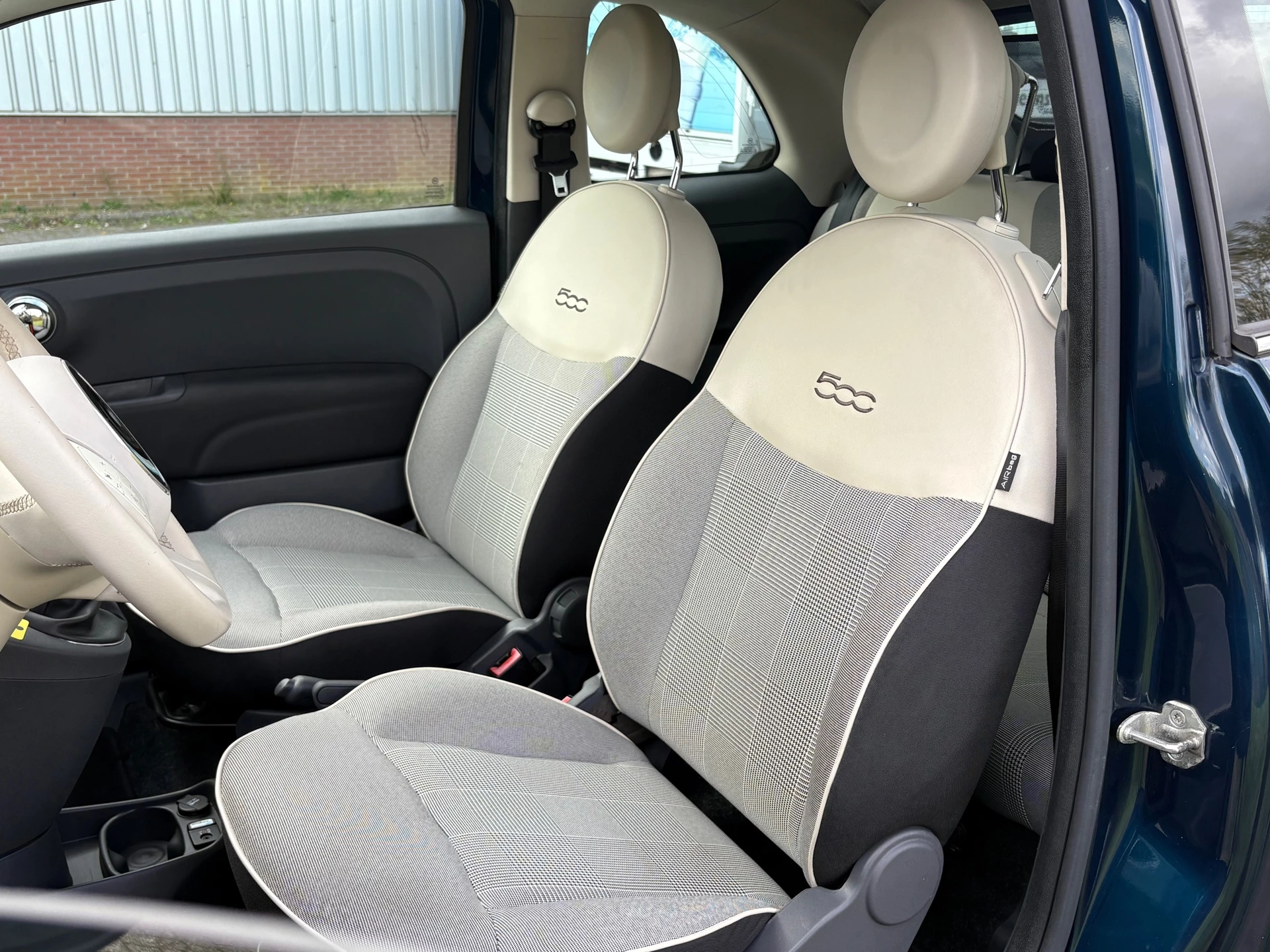 Hoofdafbeelding Fiat 500C