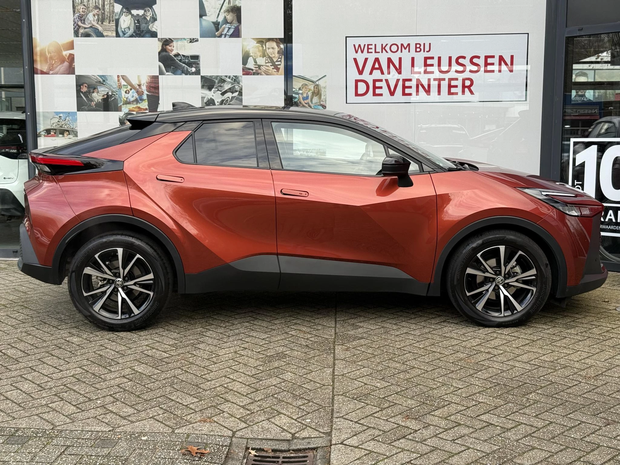 Hoofdafbeelding Toyota C-HR