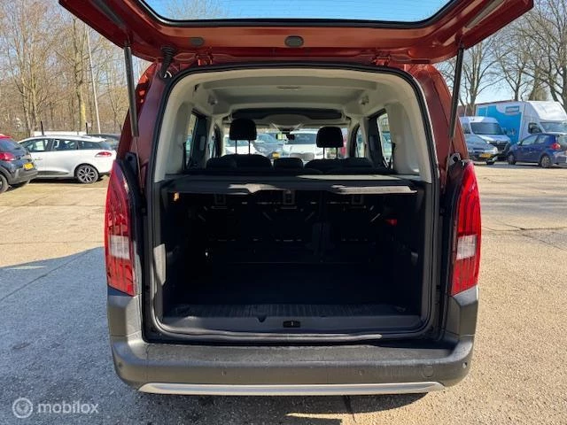 Hoofdafbeelding Peugeot Rifter