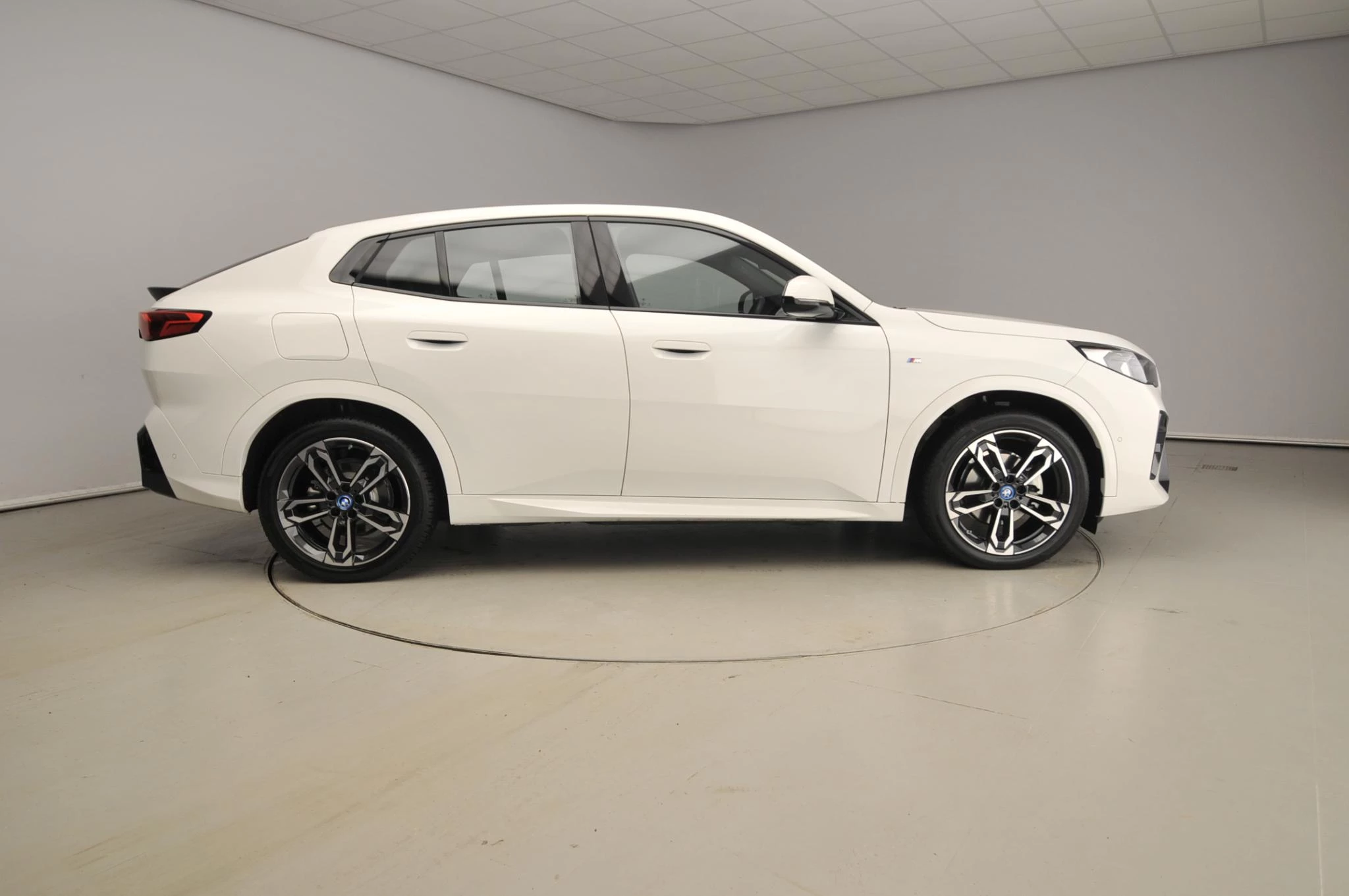 Hoofdafbeelding BMW iX2