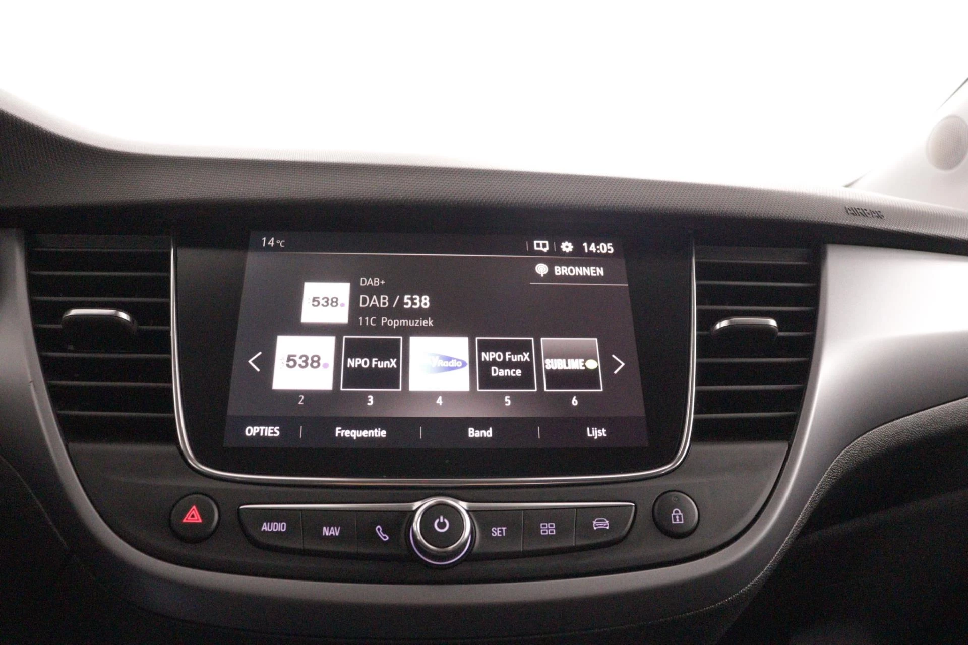 Hoofdafbeelding Opel Crossland X