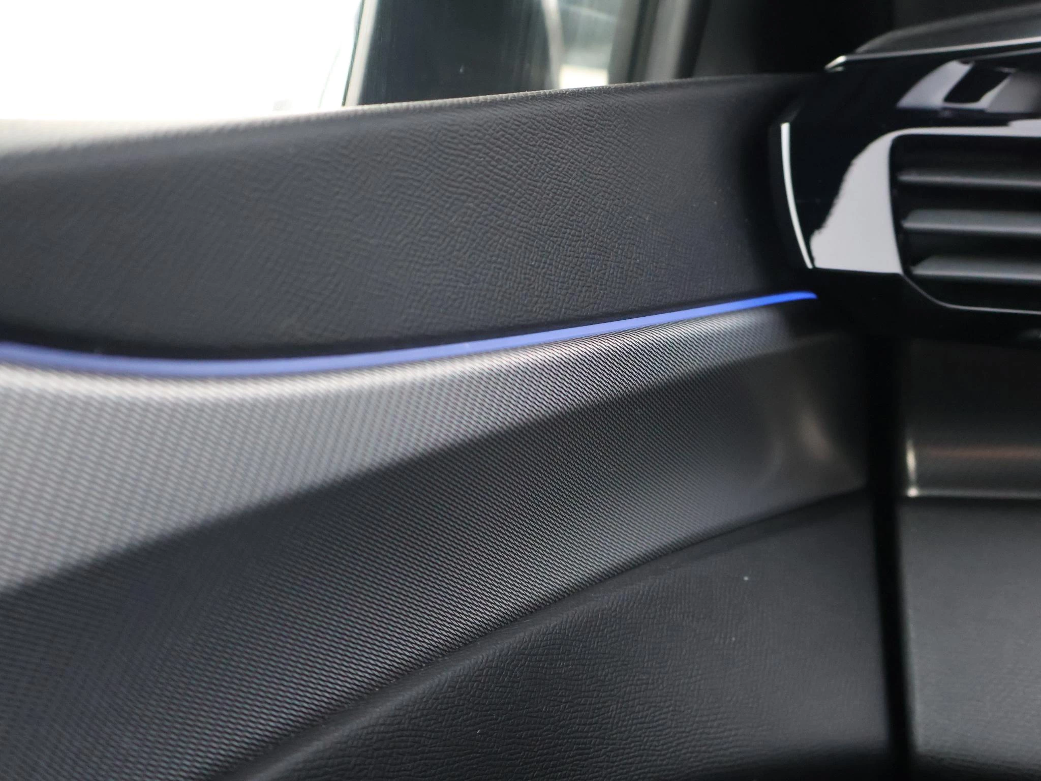 Hoofdafbeelding Peugeot e-308