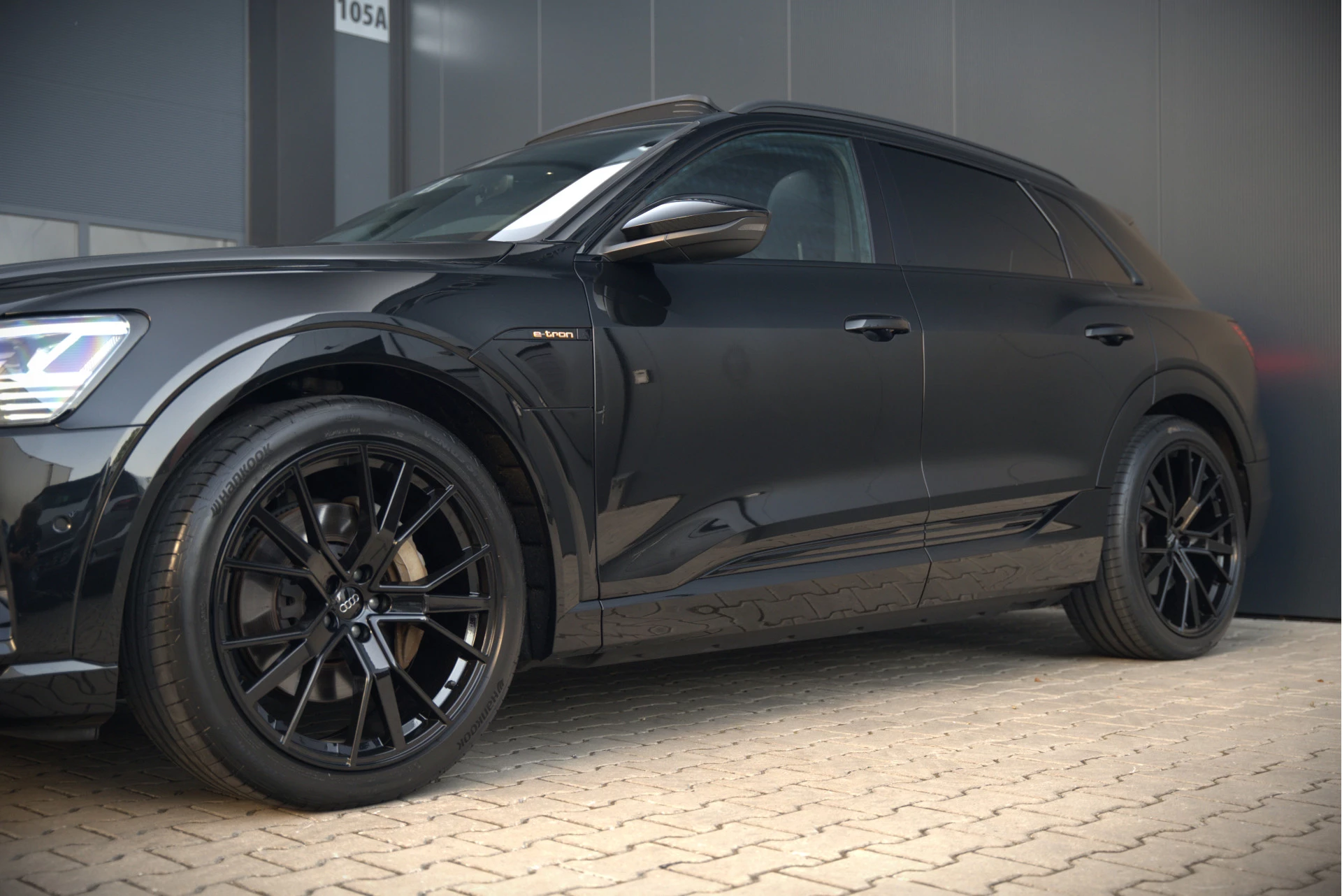 Hoofdafbeelding Audi e-tron