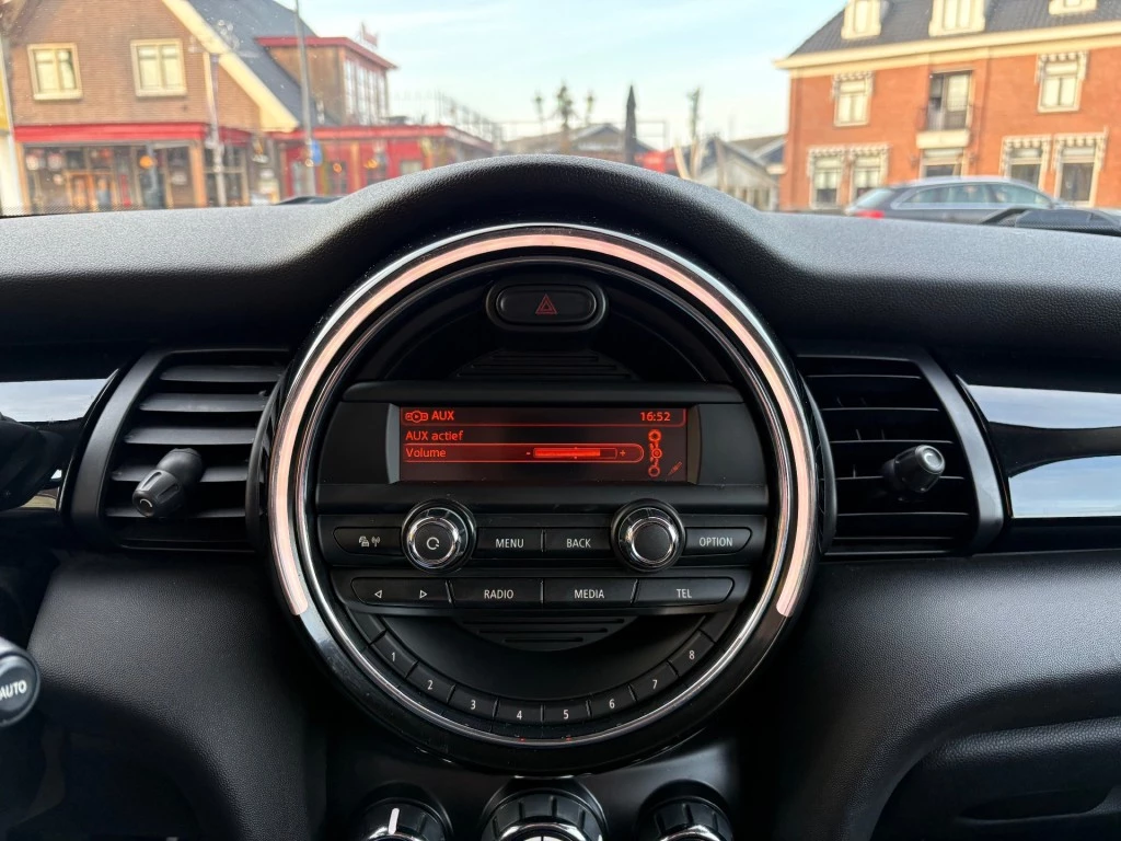 Hoofdafbeelding MINI One