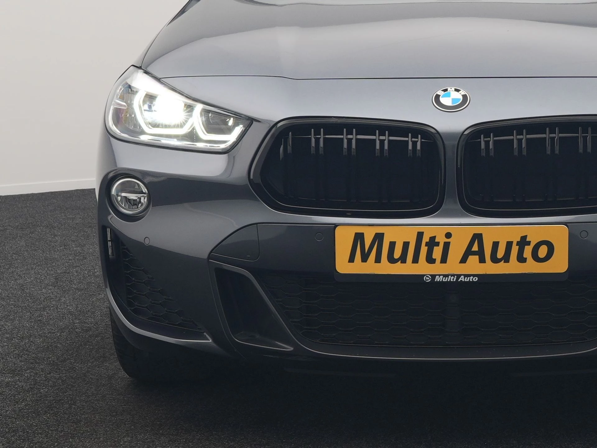Hoofdafbeelding BMW X2