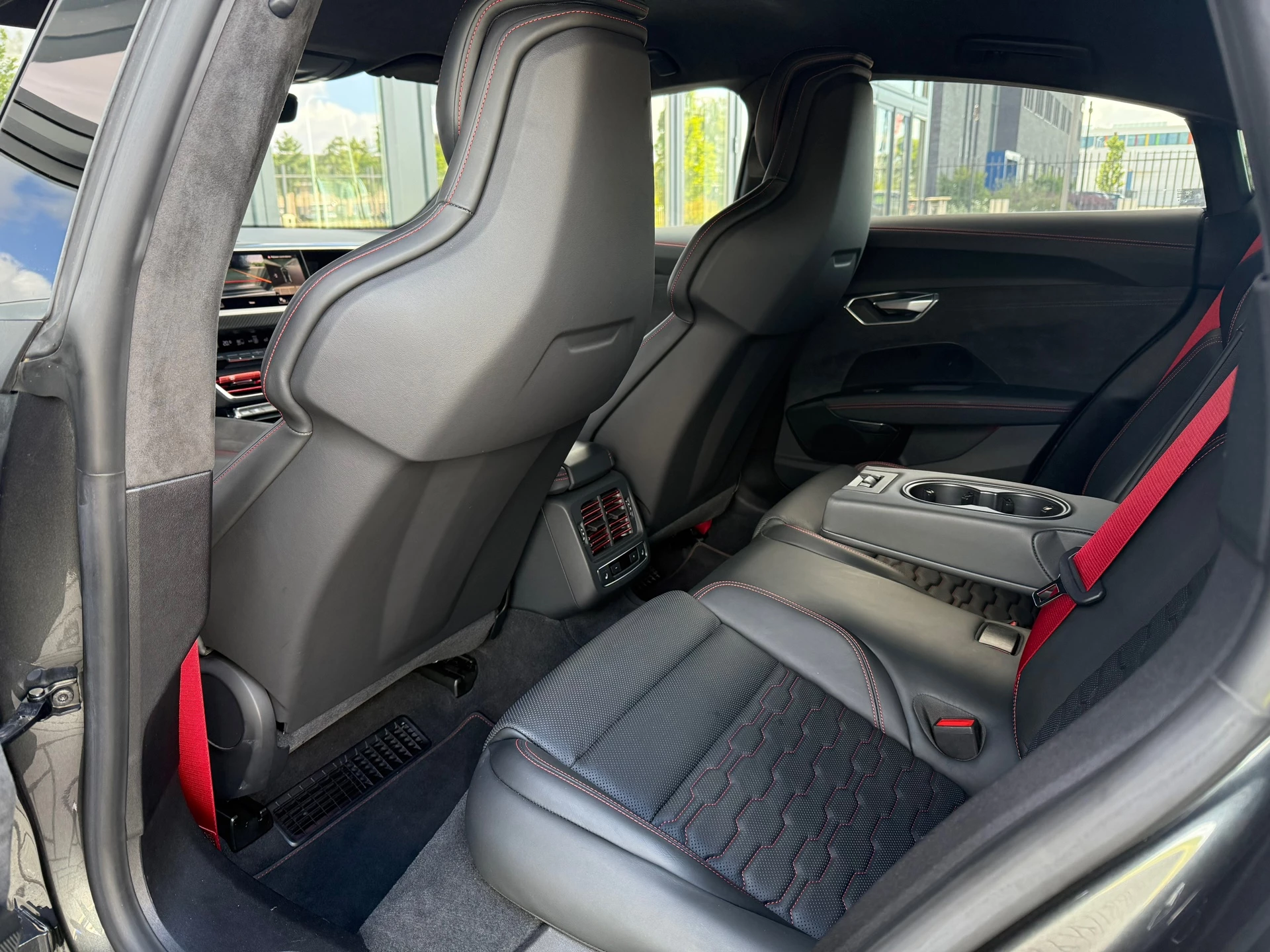 Hoofdafbeelding Audi e-tron GT