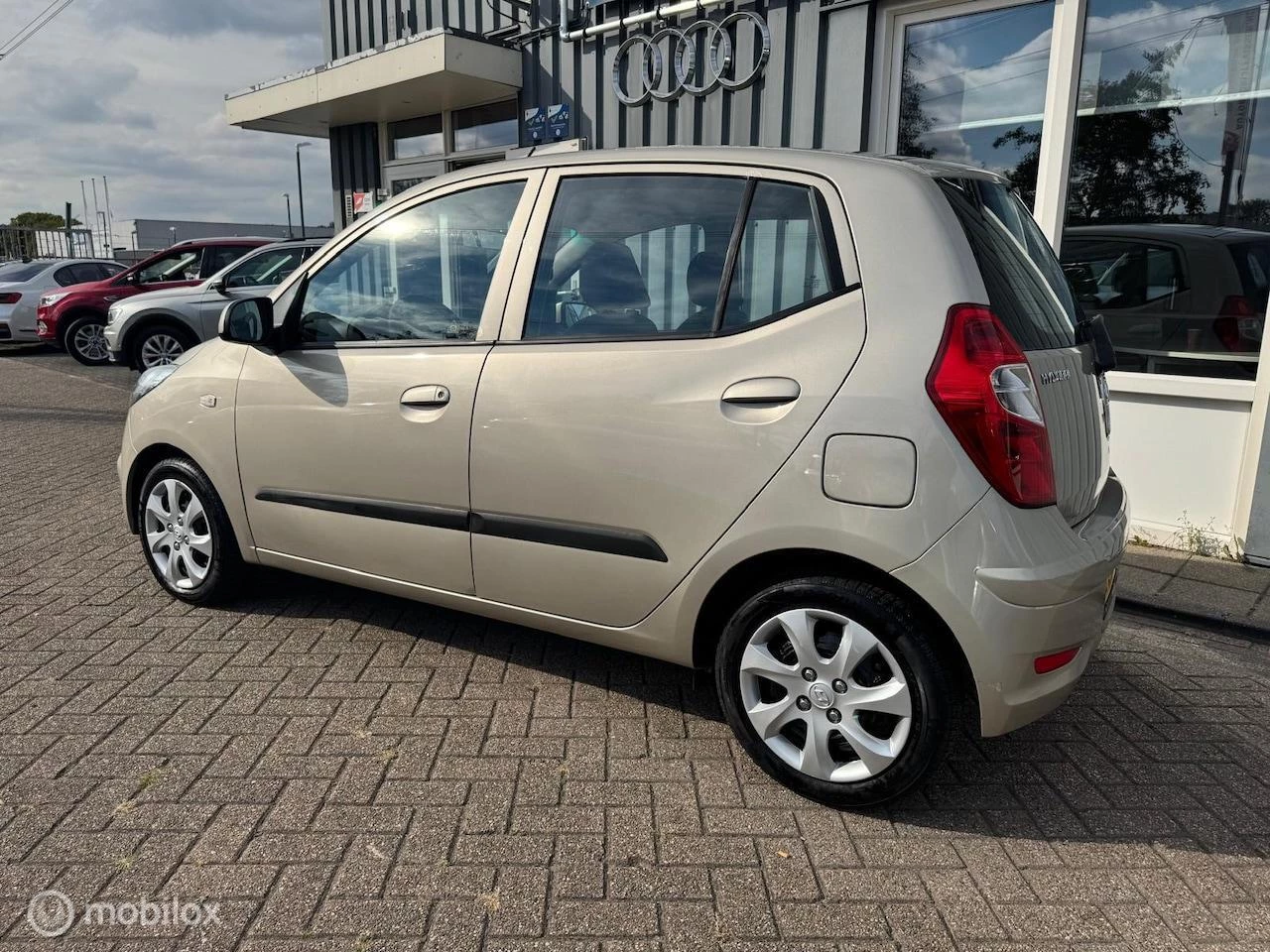 Hoofdafbeelding Hyundai i10