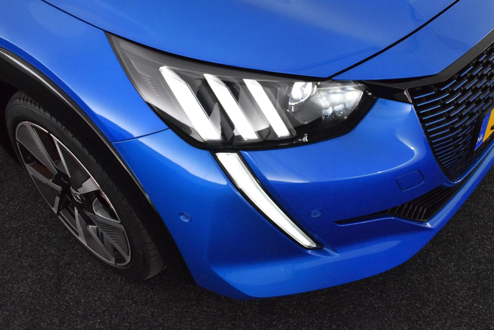 Hoofdafbeelding Peugeot e-208