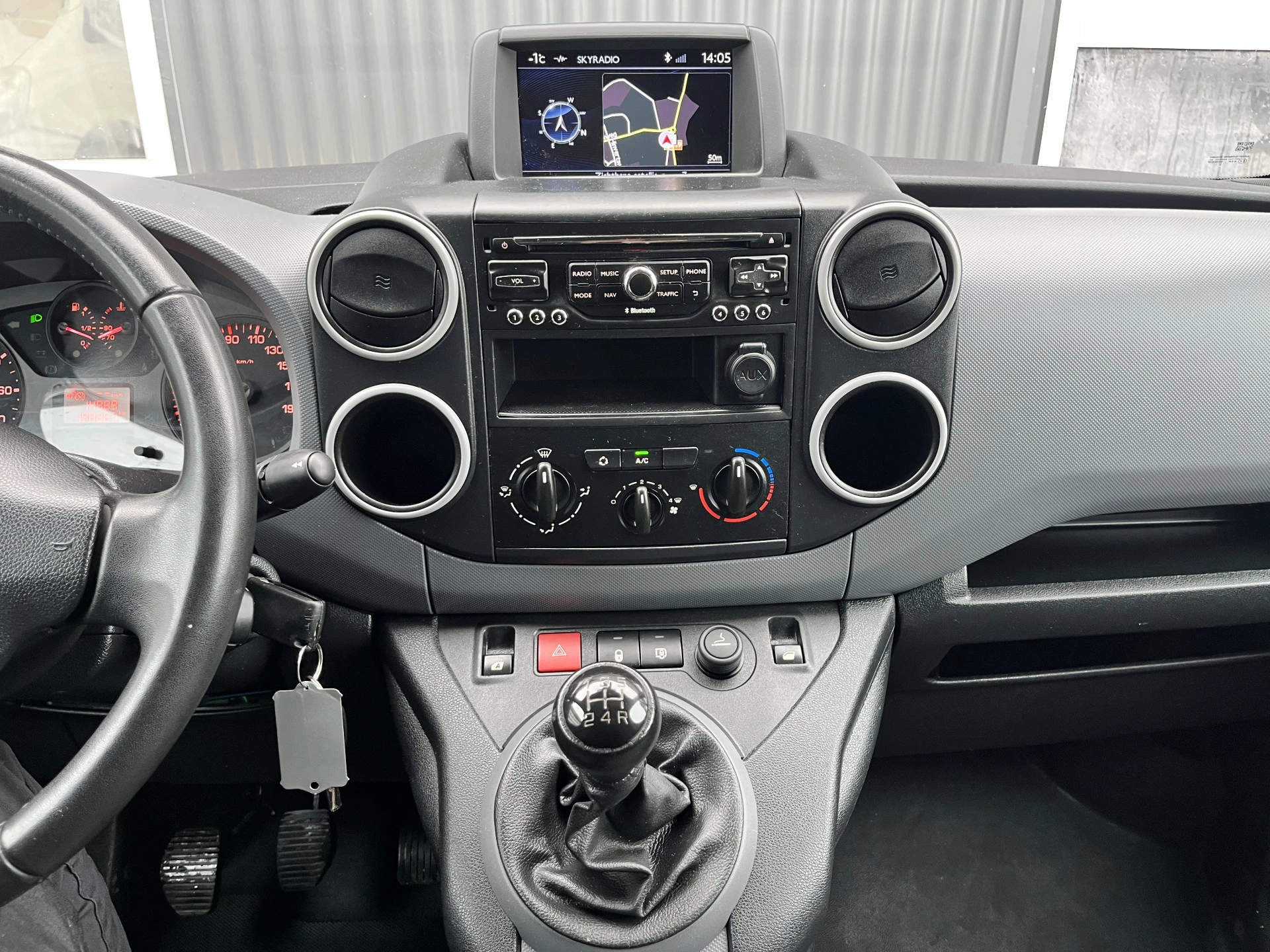 Hoofdafbeelding Peugeot Partner