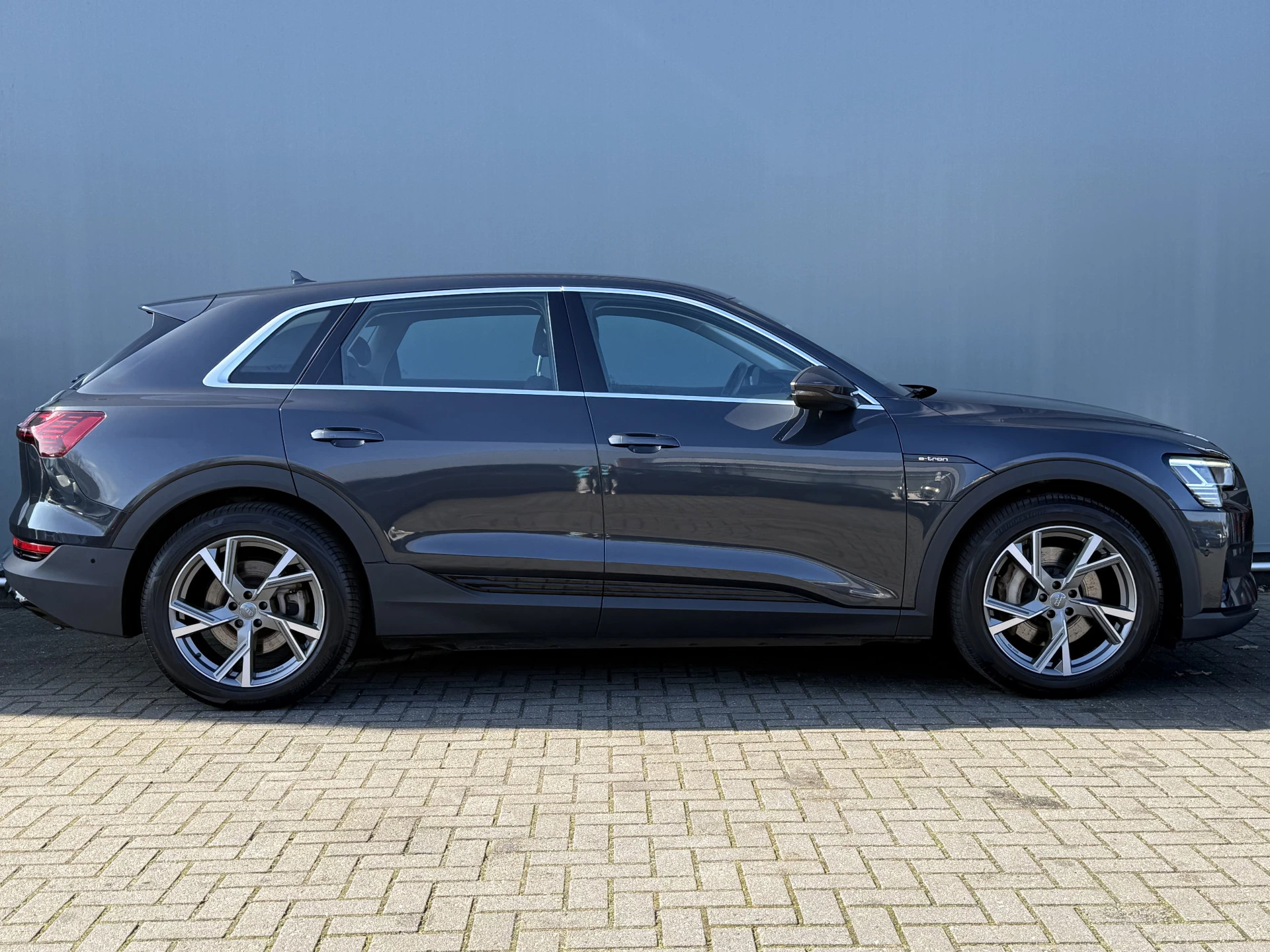 Hoofdafbeelding Audi e-tron
