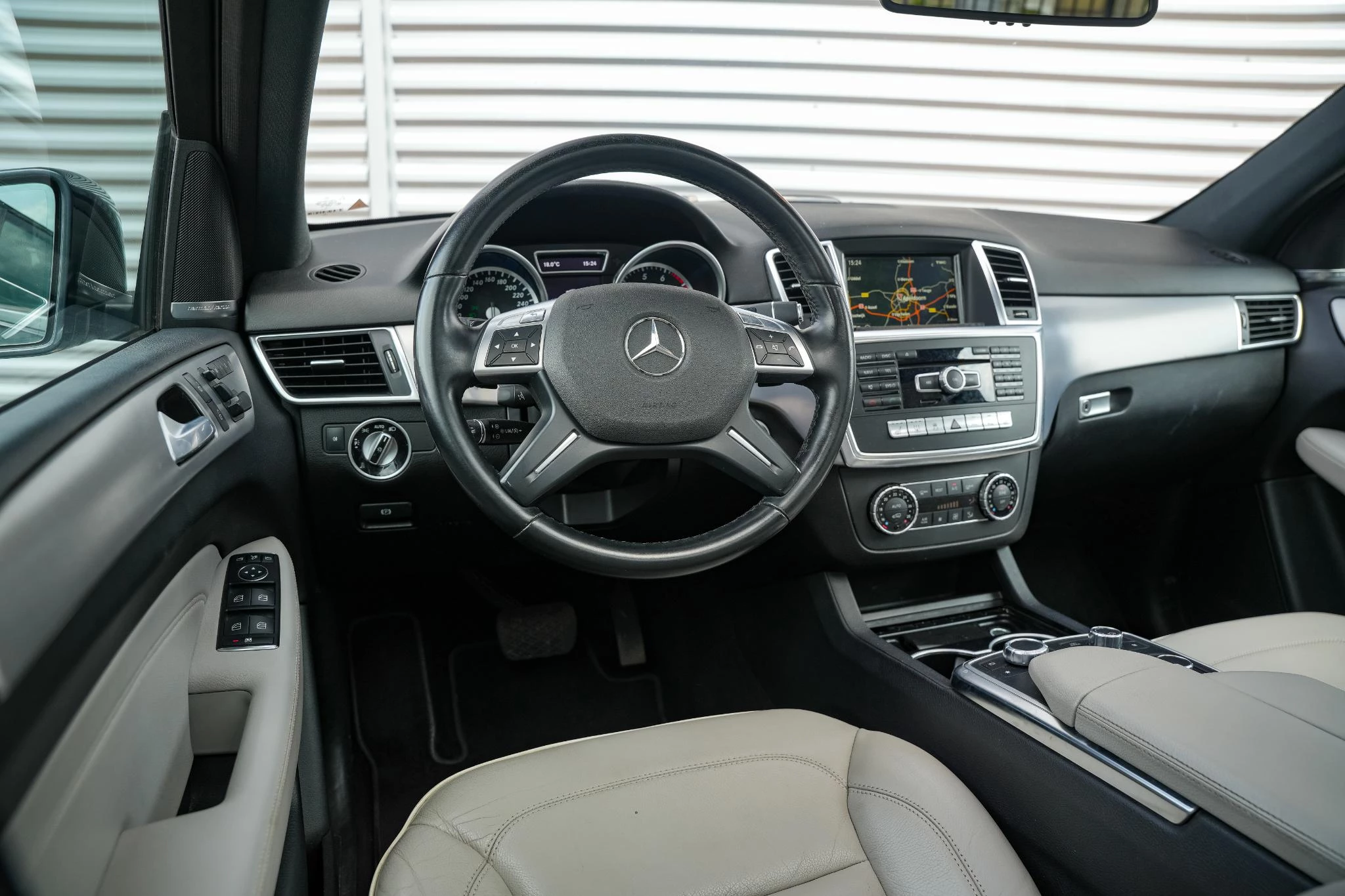 Hoofdafbeelding Mercedes-Benz M-Klasse