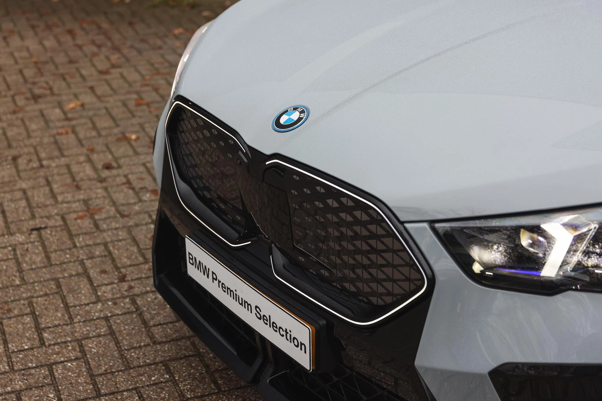 Hoofdafbeelding BMW iX2