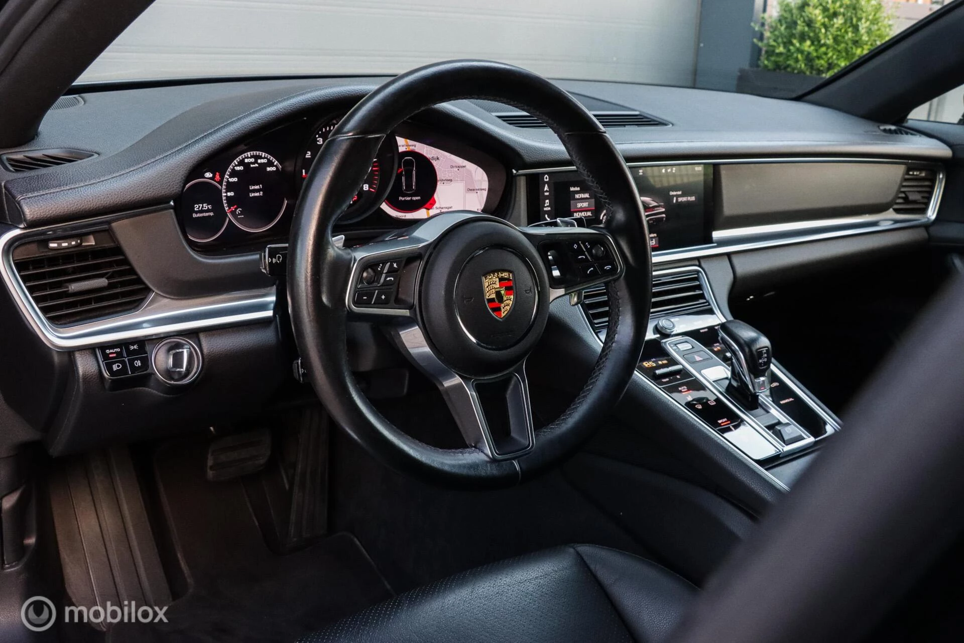 Hoofdafbeelding Porsche Panamera