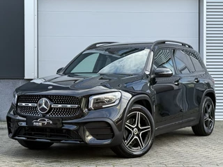 Hoofdafbeelding Mercedes-Benz GLB Mercedes-Benz GLB 180 Business Solution AMG | Panoramadak | Multibeam | Memorystoelen