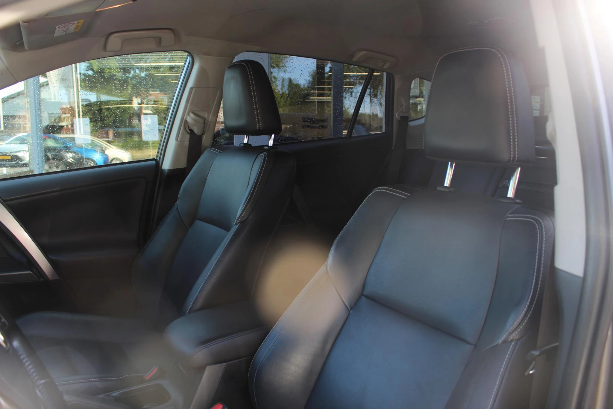 Hoofdafbeelding Toyota RAV4