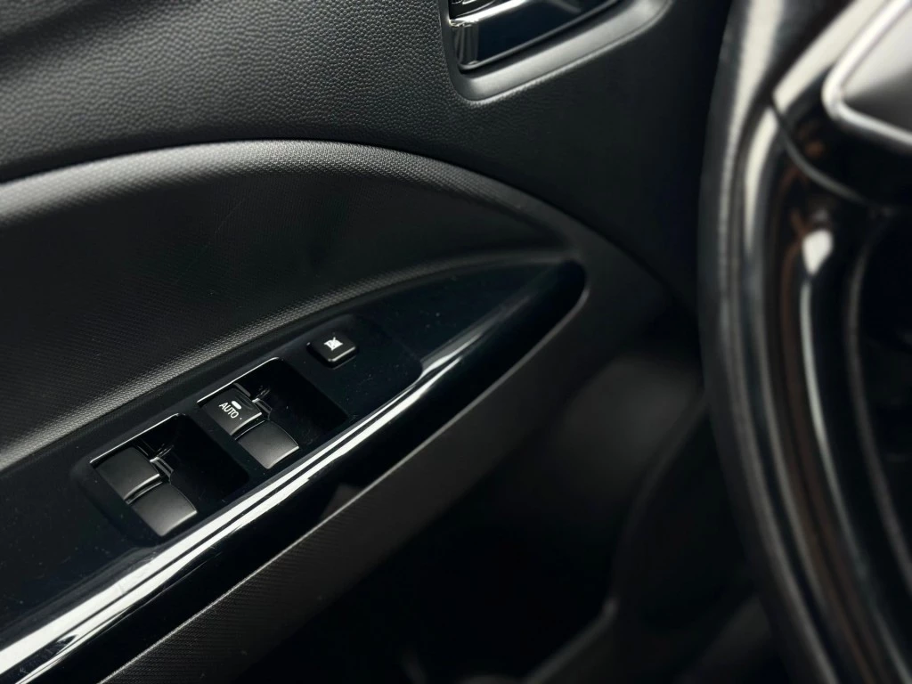 Hoofdafbeelding Mitsubishi Space Star