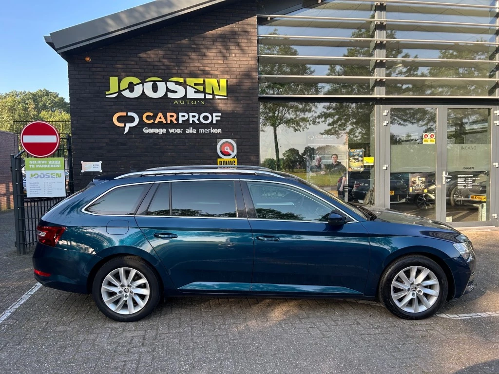 Hoofdafbeelding Škoda Superb