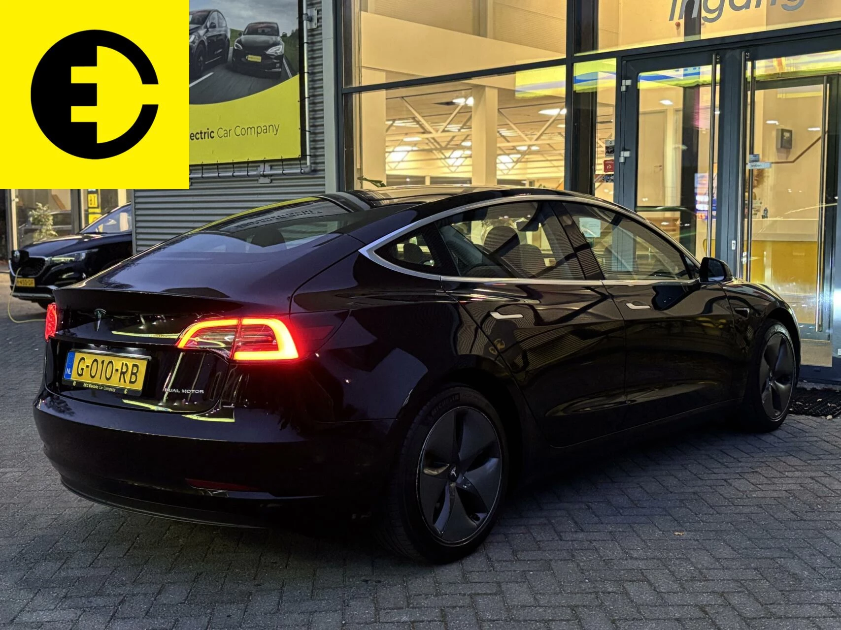 Hoofdafbeelding Tesla Model 3