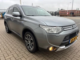 Hoofdafbeelding Mitsubishi Outlander Mitsubishi Outlander 2.0 PHEV EXEED XLINE