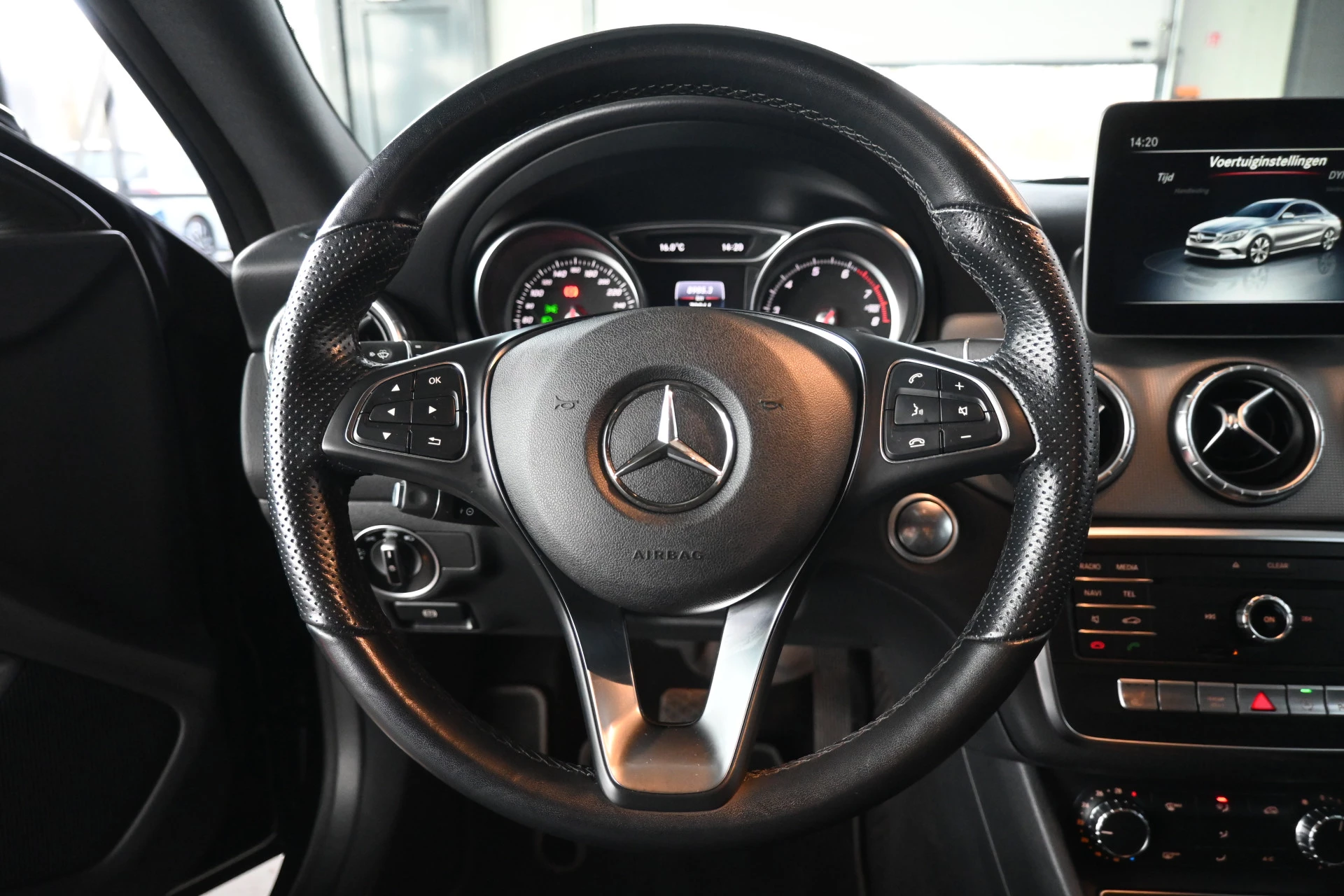 Hoofdafbeelding Mercedes-Benz CLA