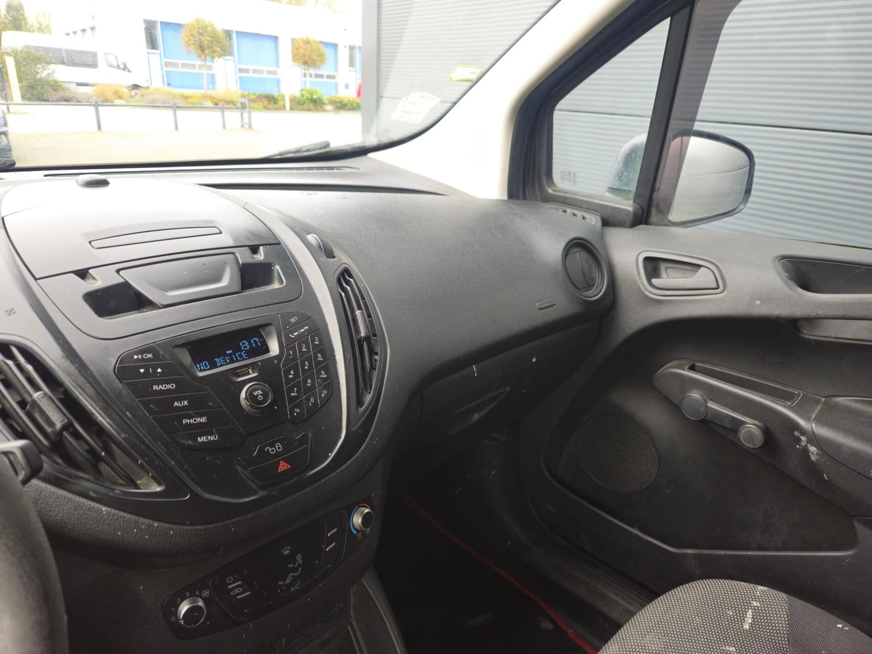 Hoofdafbeelding Ford Transit Courier