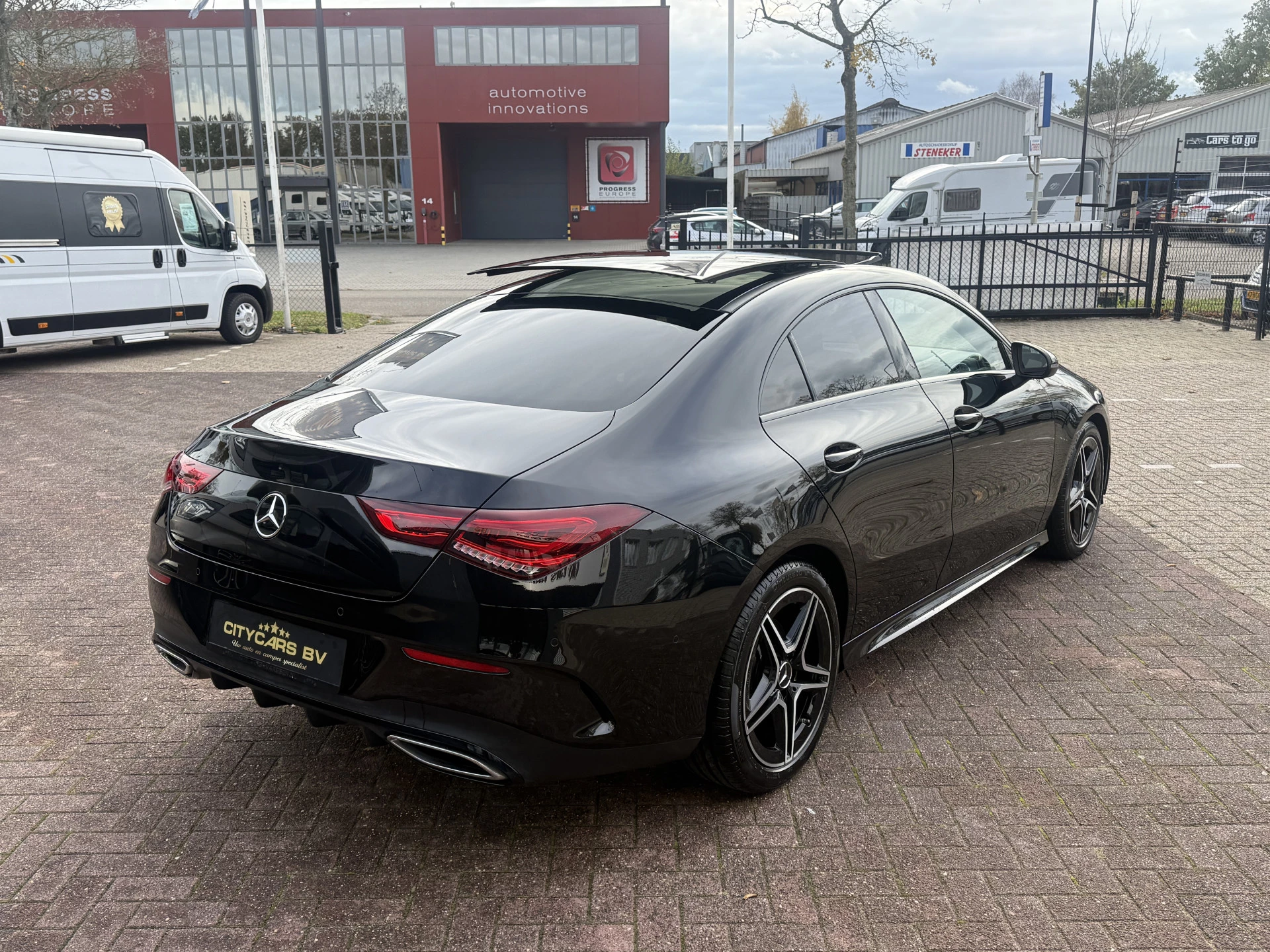 Hoofdafbeelding Mercedes-Benz CLA