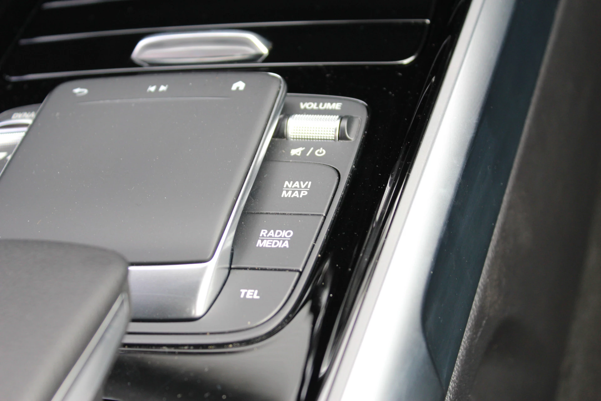 Hoofdafbeelding Mercedes-Benz EQB