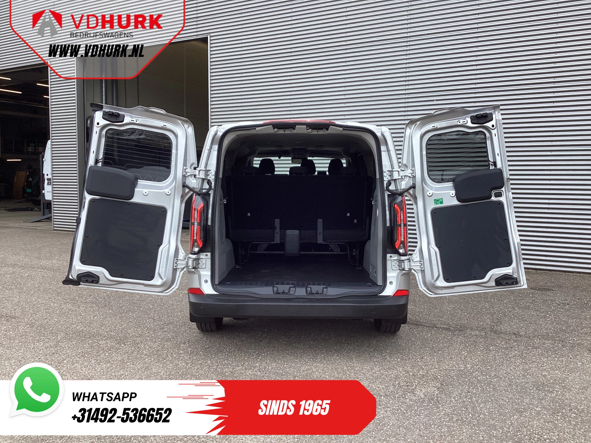 Hoofdafbeelding Ford E-Transit Custom