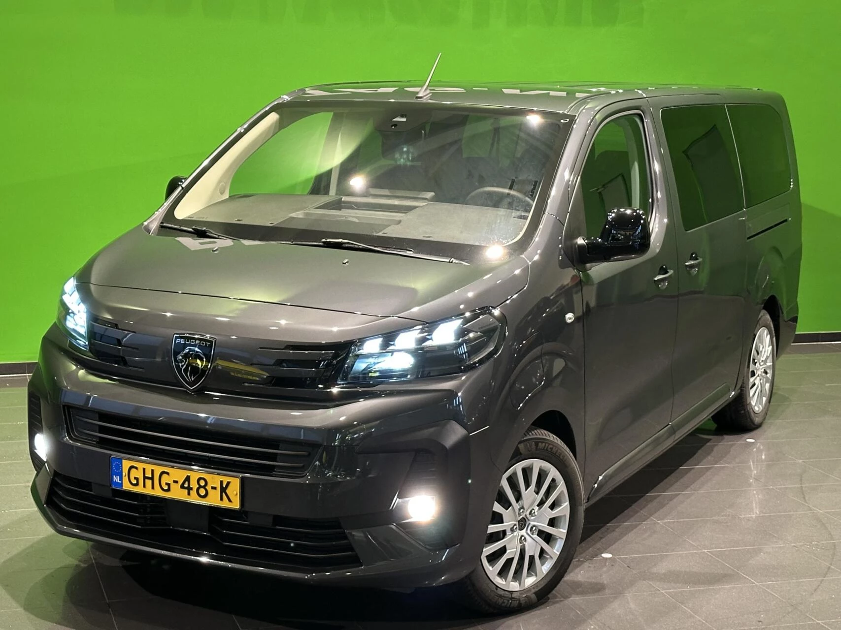 Hoofdafbeelding Peugeot e-Traveller