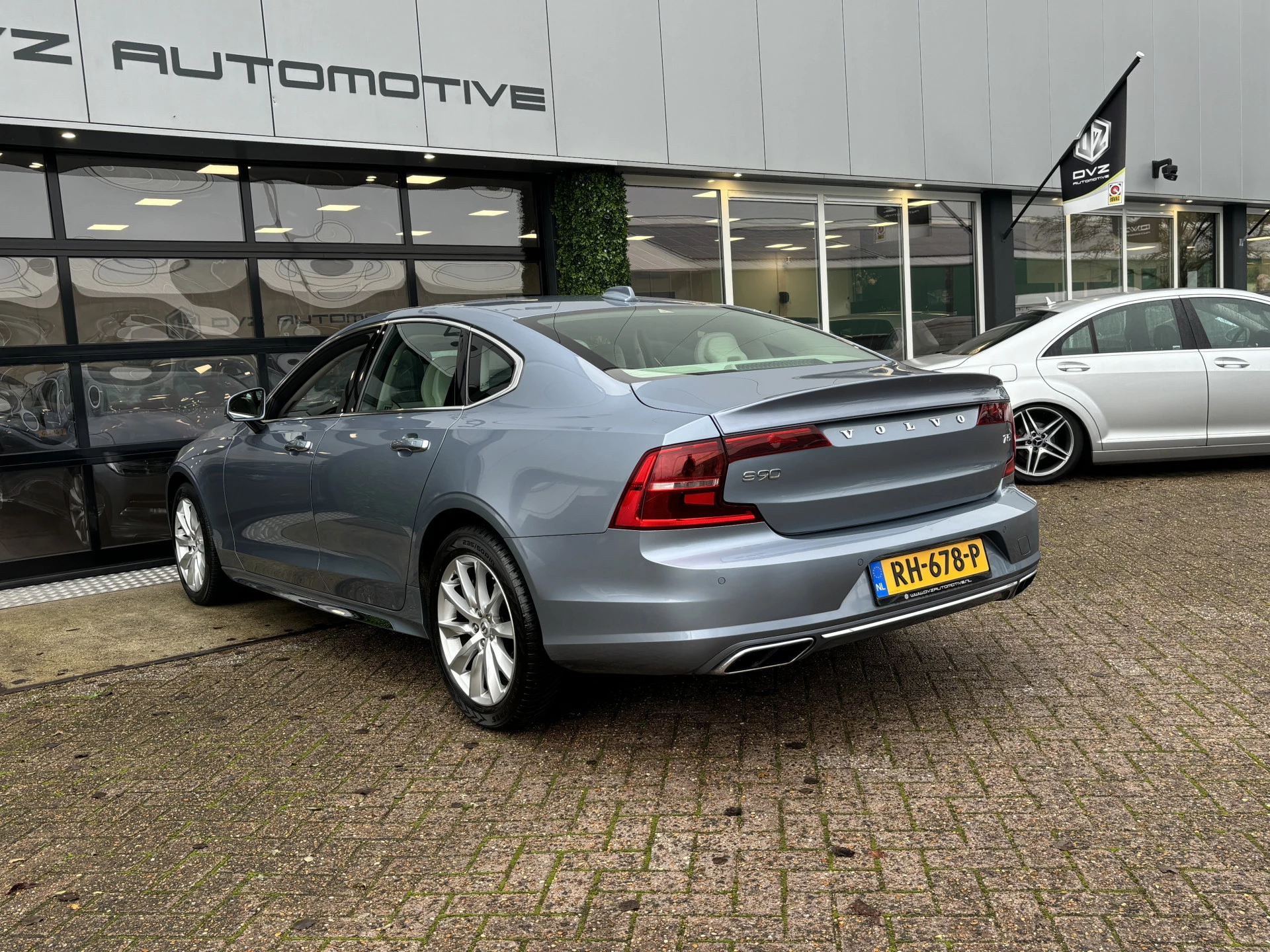 Hoofdafbeelding Volvo S90