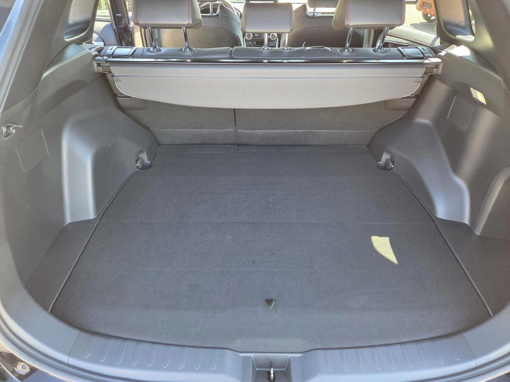 Hoofdafbeelding Suzuki Across