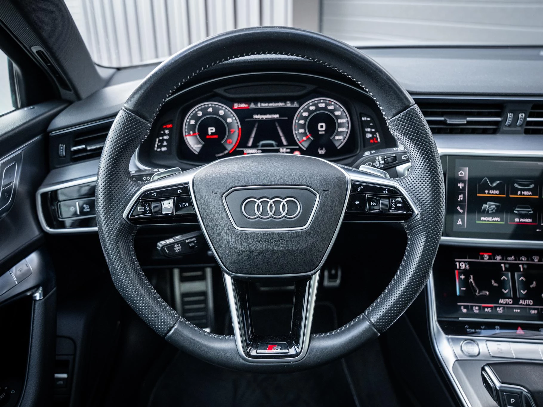Hoofdafbeelding Audi A6