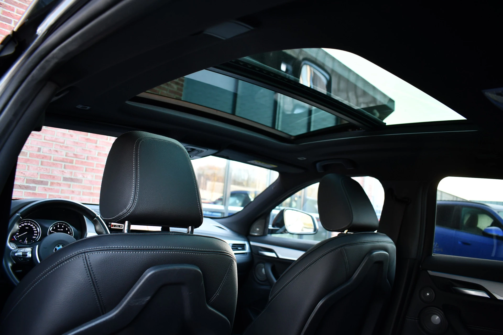 Hoofdafbeelding BMW X2