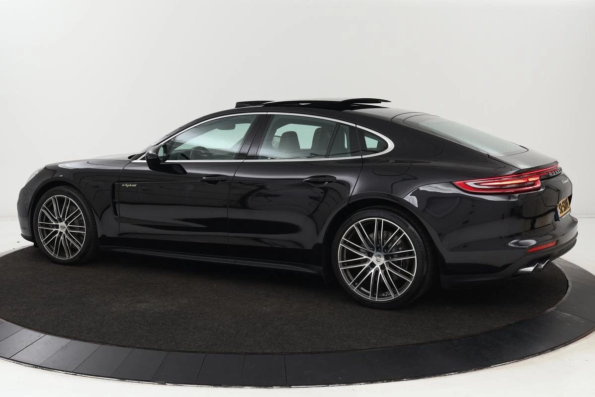 Hoofdafbeelding Porsche Panamera