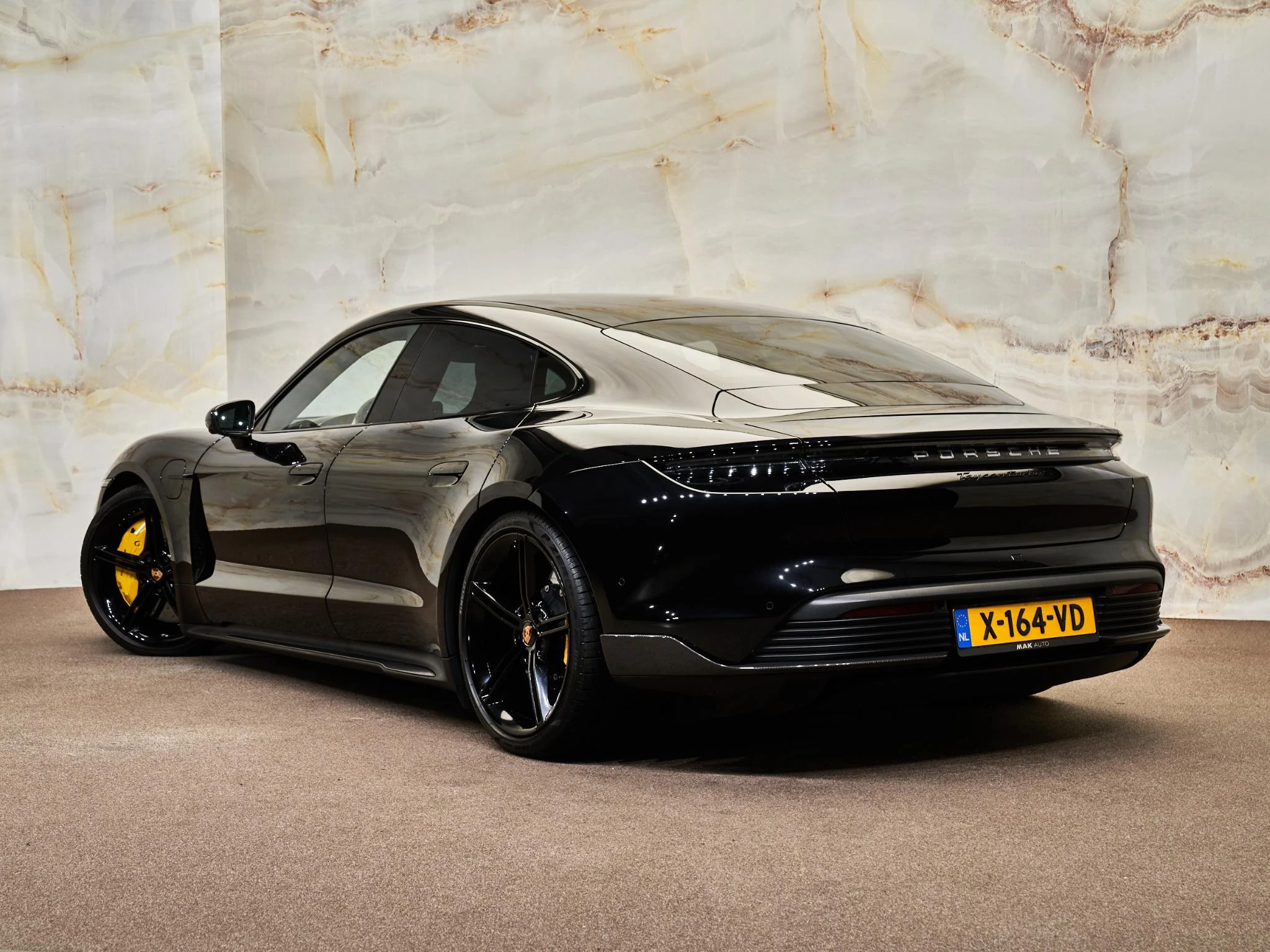 Hoofdafbeelding Porsche Taycan