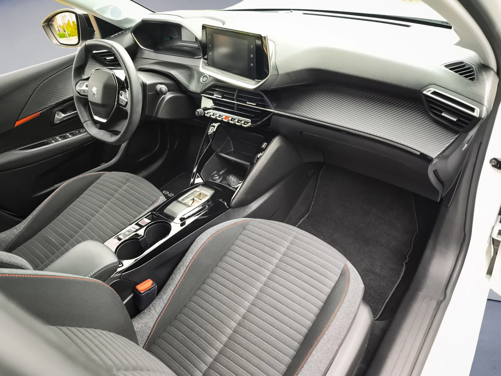Hoofdafbeelding Peugeot e-208