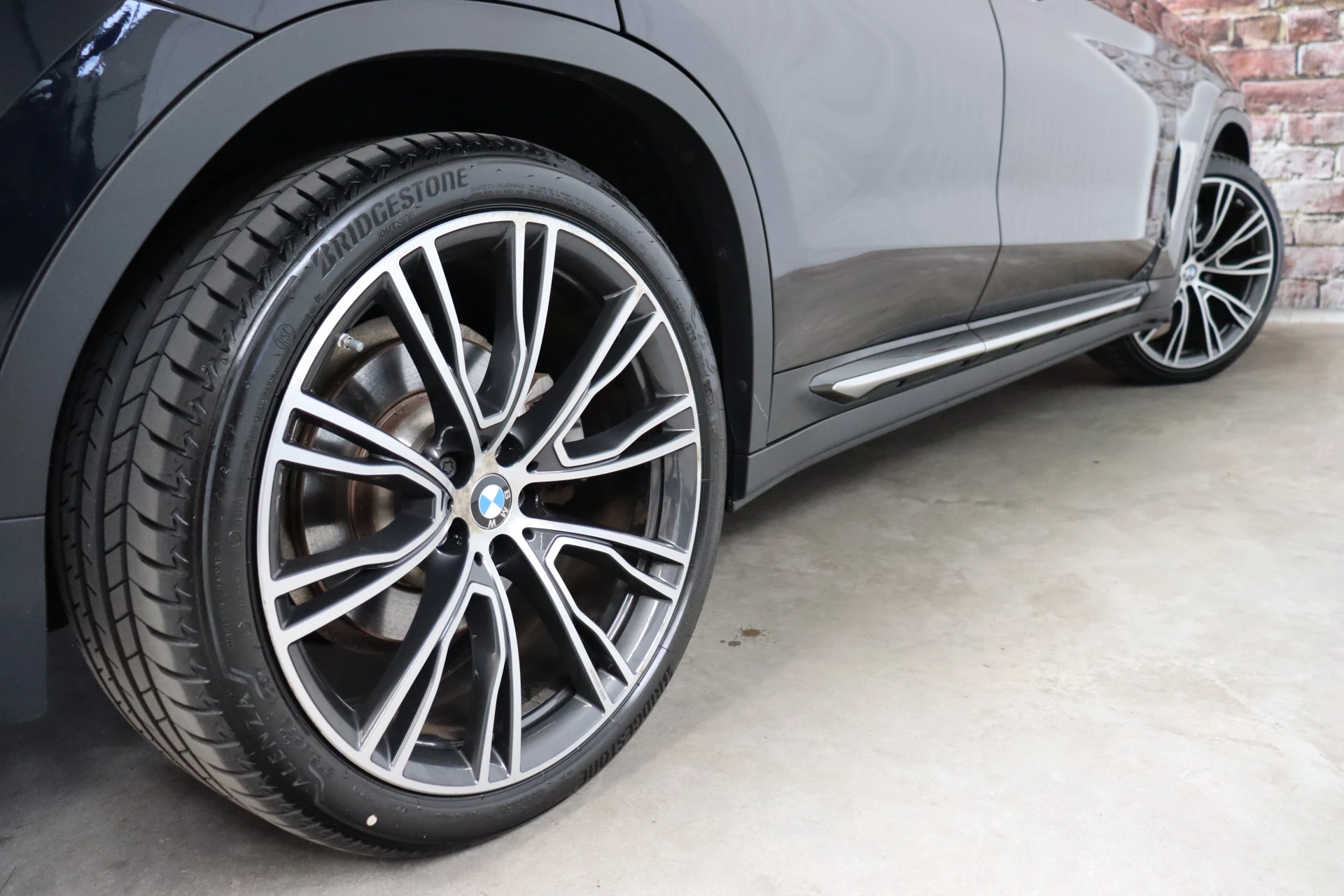 Hoofdafbeelding BMW iX3