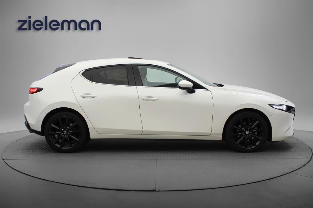 Hoofdafbeelding Mazda 3