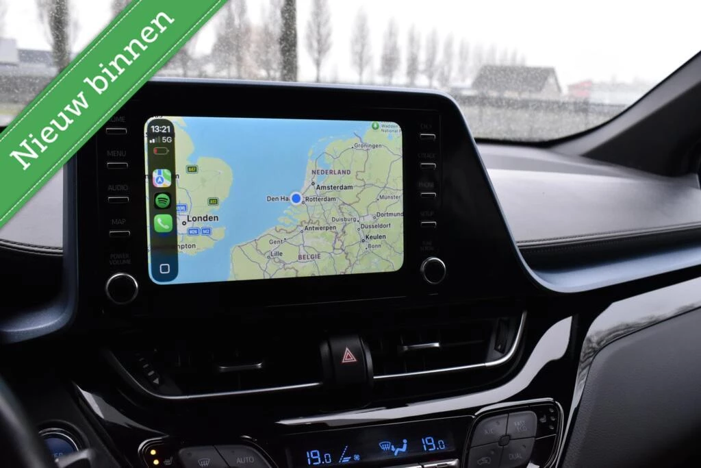 Hoofdafbeelding Toyota C-HR