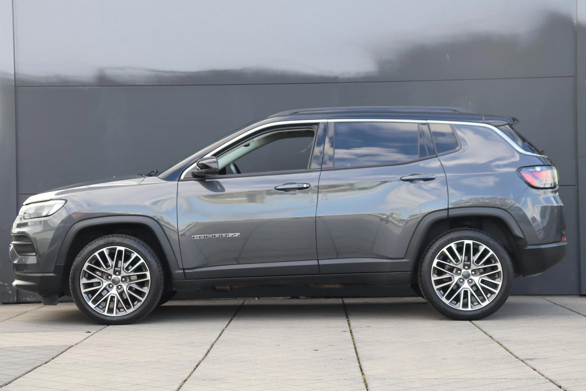 Hoofdafbeelding Jeep Compass