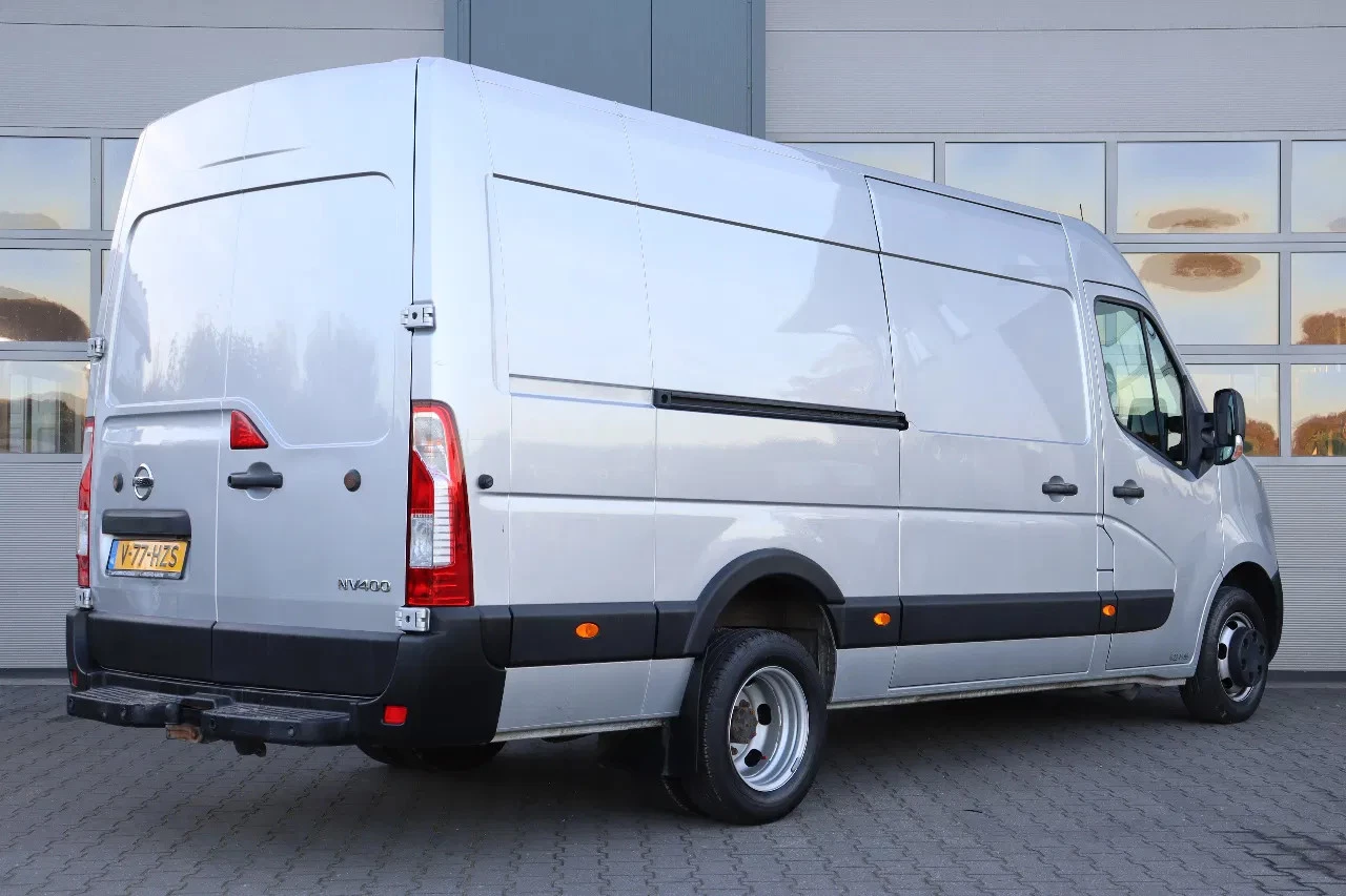 Hoofdafbeelding Nissan NV400