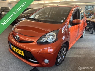 Toyota Aygo 1.0 VVT-i Dynamic Orange