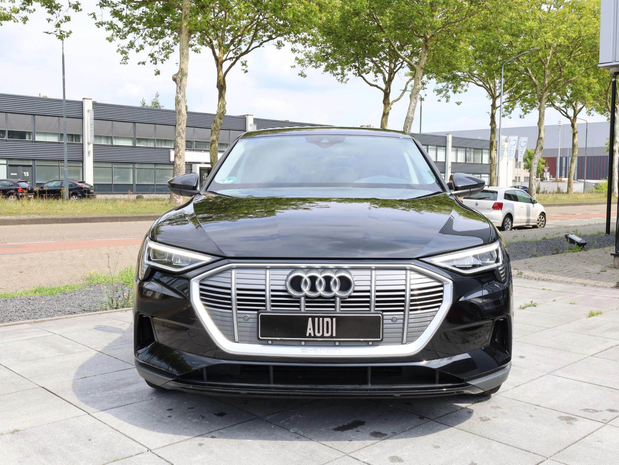 Hoofdafbeelding Audi e-tron