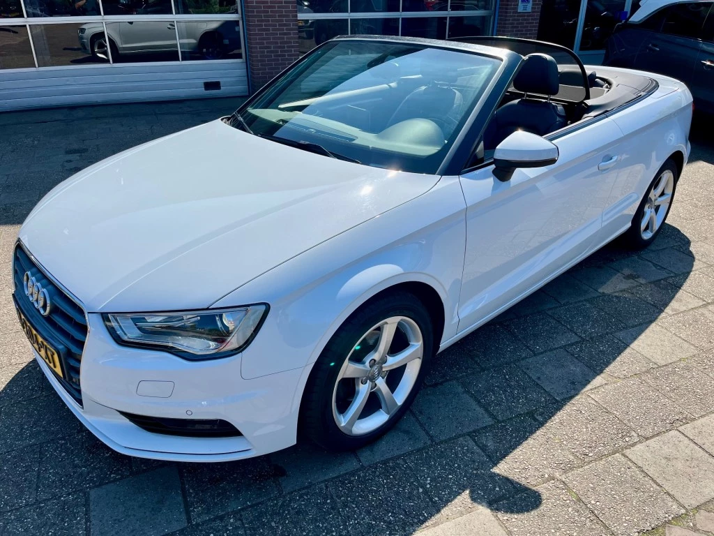 Hoofdafbeelding Audi Cabriolet