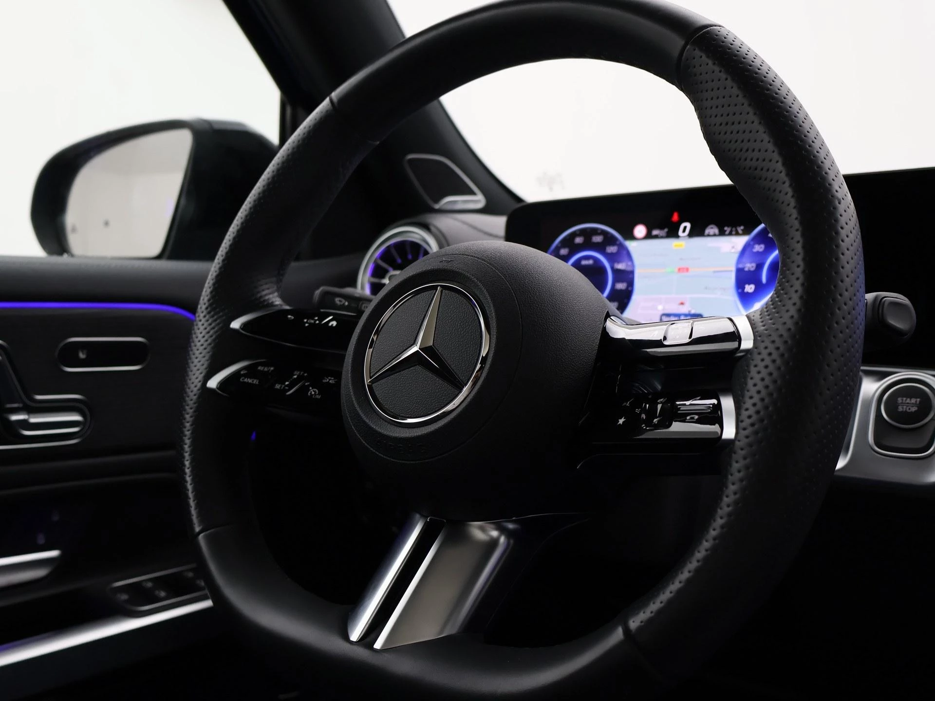 Hoofdafbeelding Mercedes-Benz EQB