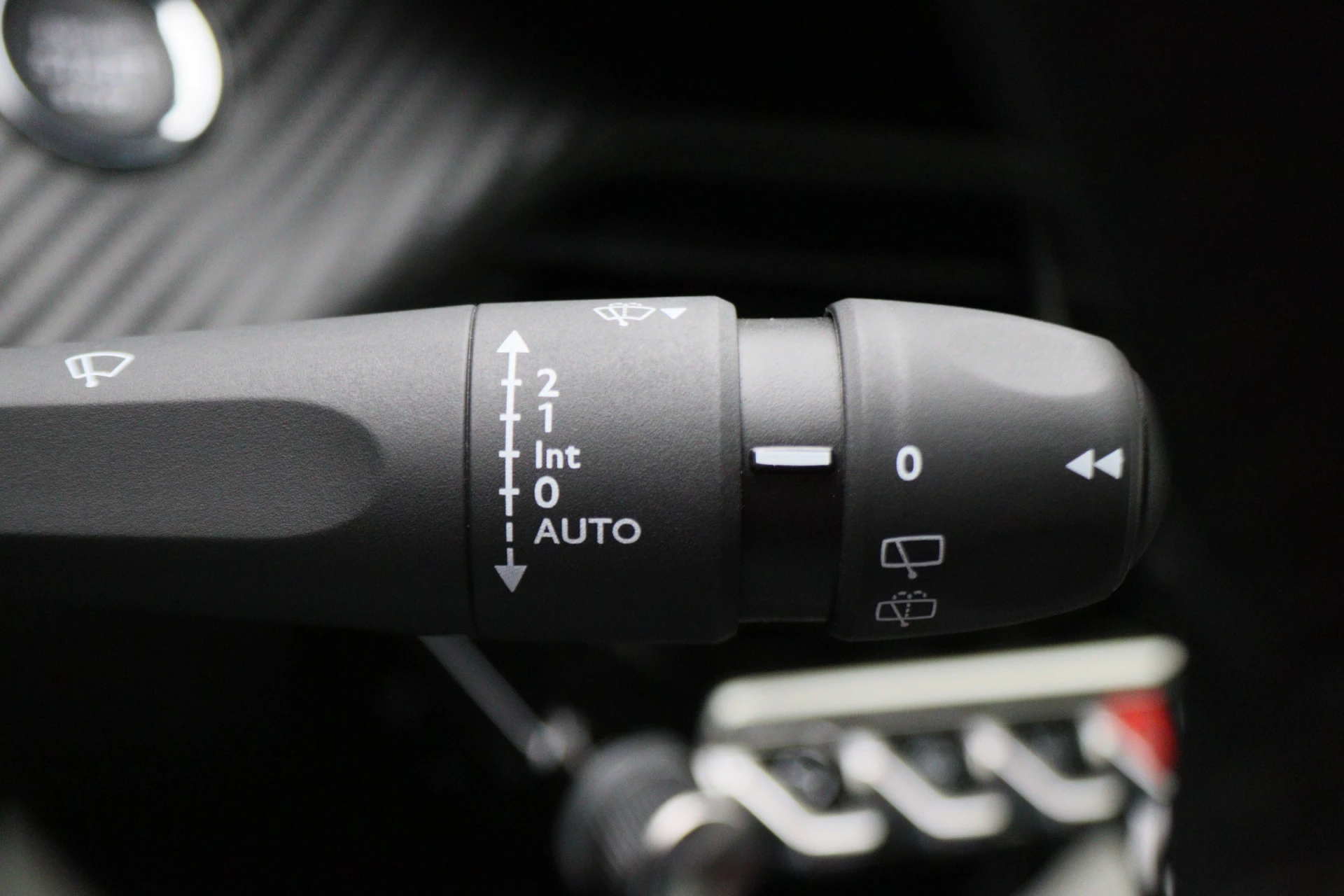 Hoofdafbeelding Peugeot e-2008